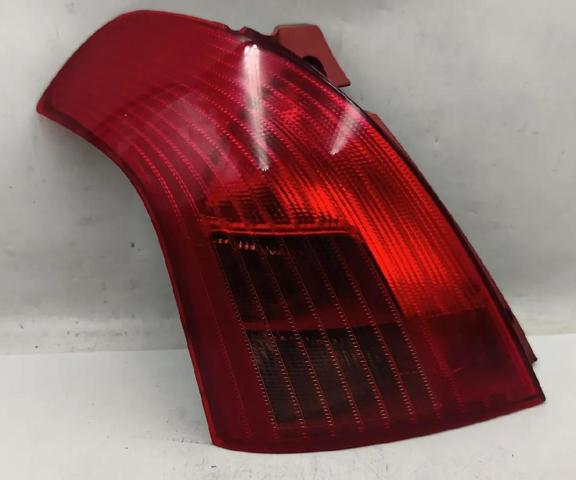 Lanterna traseira esquerda 3567062J00000 SUZUKI