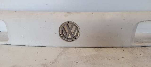 Grelha do radiador 357853653 VAG