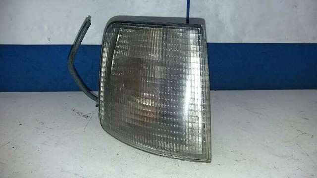Pisca-pisca direito 357953050A VAG