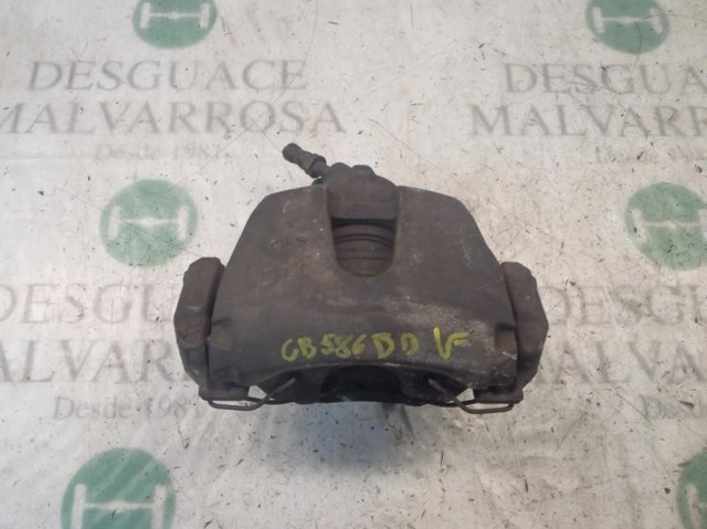 Suporte do freio dianteiro direito 36000704 VOLVO