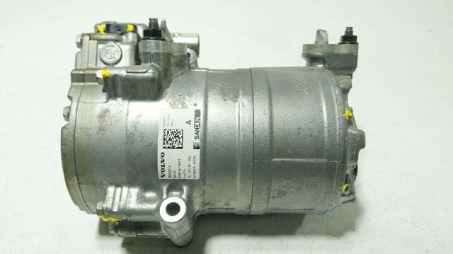 36010562 Volvo