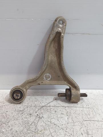Braço oscilante inferior direito de suspensão dianteira 36051003 VOLVO