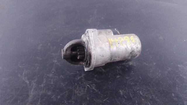 Motor de arranco 361002F300 HYUNDAI