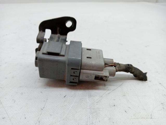 Relê das velas de incandescência 368302F150 HYUNDAI