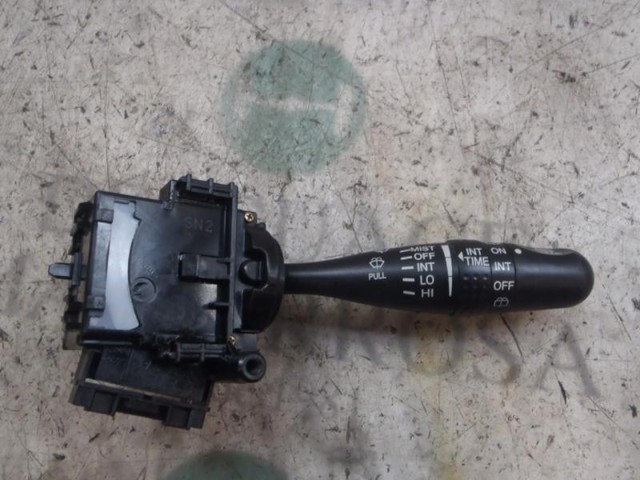 Comutador direito instalado na coluna da direção 3731062JB0 SUZUKI