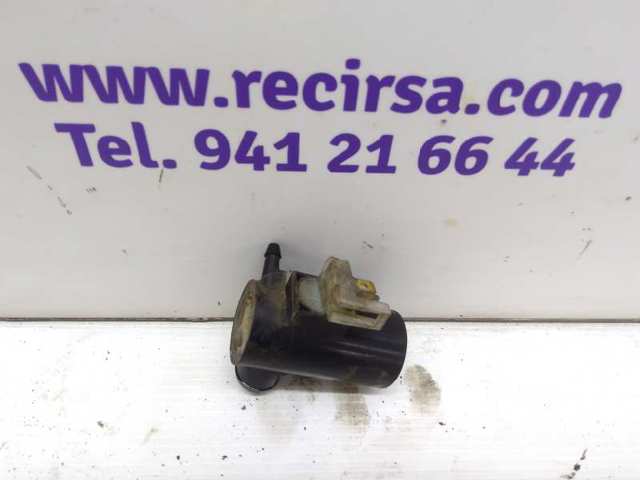 Bomba de motor de fluido para lavador de vidro dianteiro 3841065J00000 SUZUKI