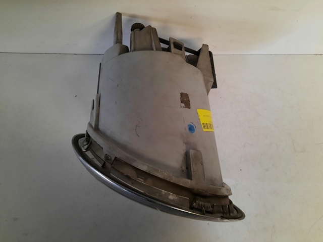 Luz esquerda 38470748 FIAT