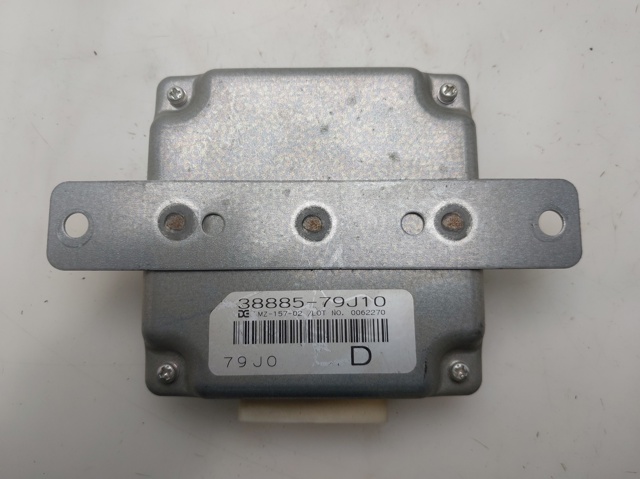 3888579J10 Suzuki