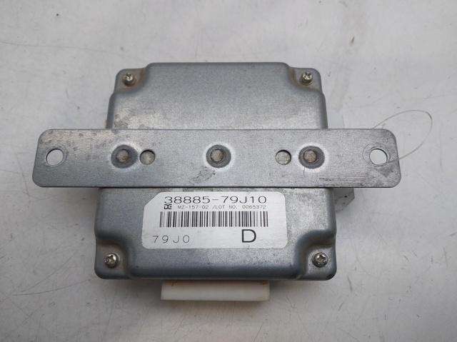 3888579J10 Suzuki