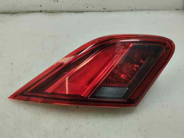 Lanterna traseira esquerda interna 39012623 OPEL