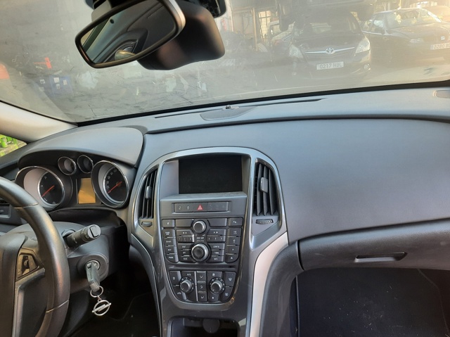 39021702 Opel