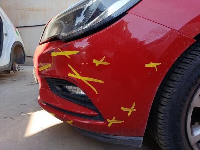 Pára-choque dianteiro 39052730 OPEL