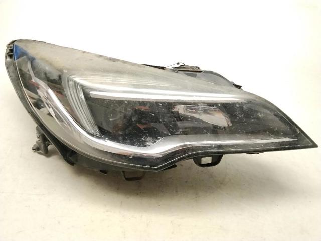 Luz direita 39081893 OPEL