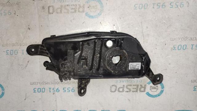Luzes de nevoeiro direitas 39098908 OPEL