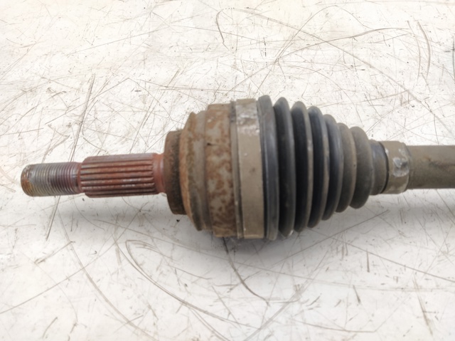 391008239R Renault (RVI)