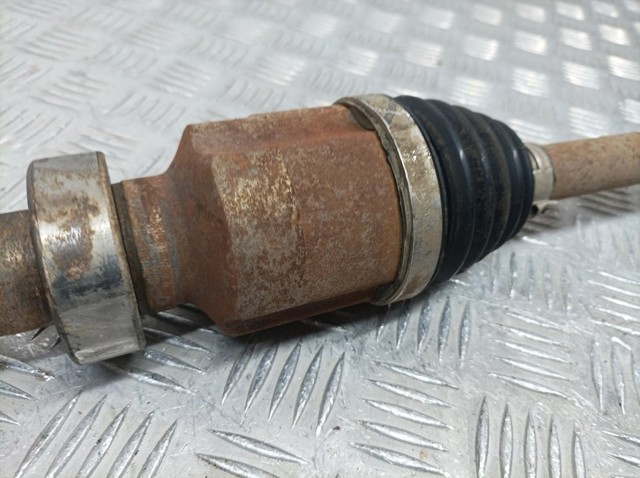 391008239R Renault (RVI)