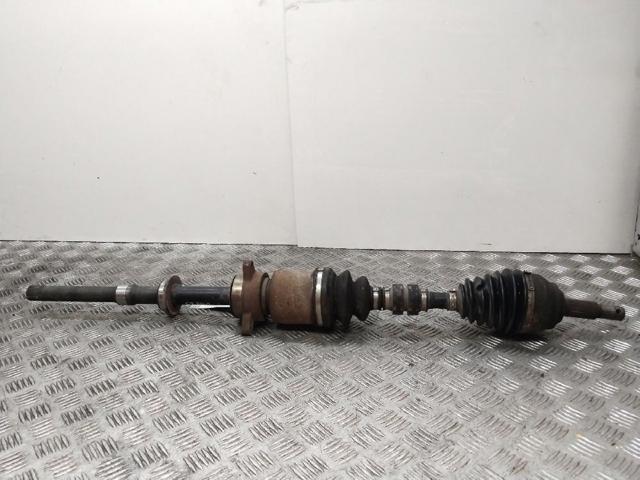 Semieixo (acionador) dianteiro direito 39100CA000 NISSAN
