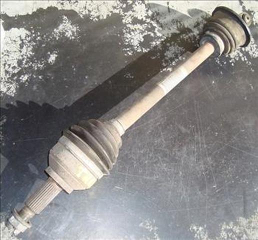 391018828R Renault (RVI)