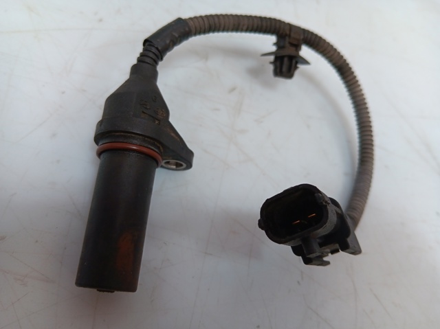 Sensor de posição (de revoluções) de cambota 391802B000 HYUNDAI
