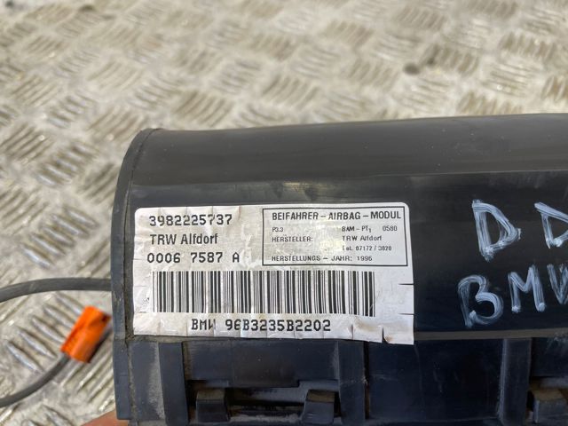 3982225737 BMW
