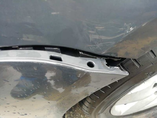 Pára-choque dianteiro 3AA807221 VAG