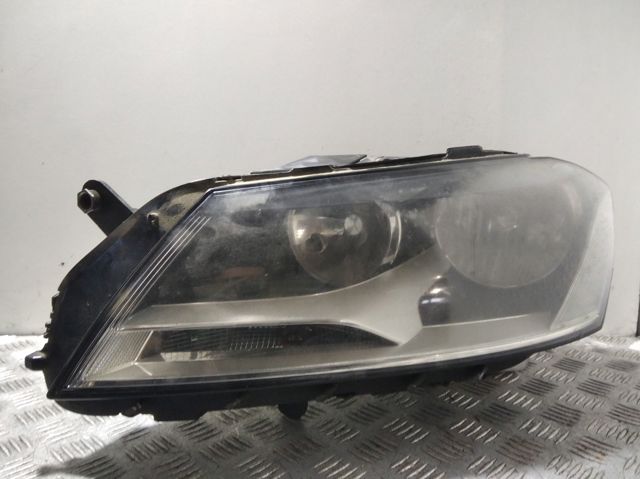 Luz esquerda 3AB941005 VAG