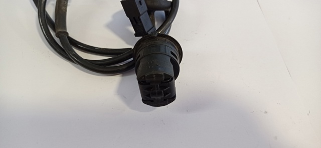 Sensor ABS traseiro 3B0927807C VAG