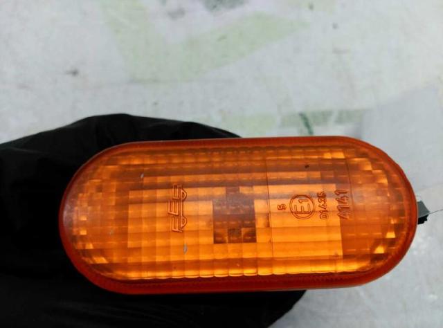 Luz intermitente no pára-lama 3B0949117 VAG