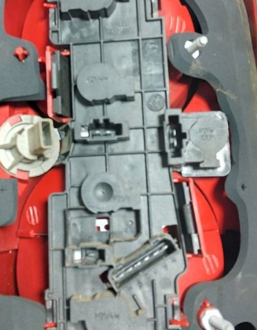 Lanterna traseira direita 3B9945096AA VAG