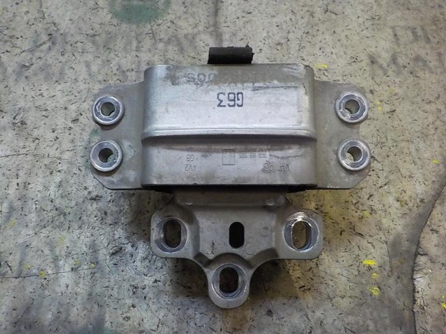Coxim (suporte) esquerdo de motor 3C0199555AA VAG
