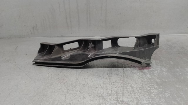 Consola externa direita do pára-choque dianteiro 3C0807890 VAG