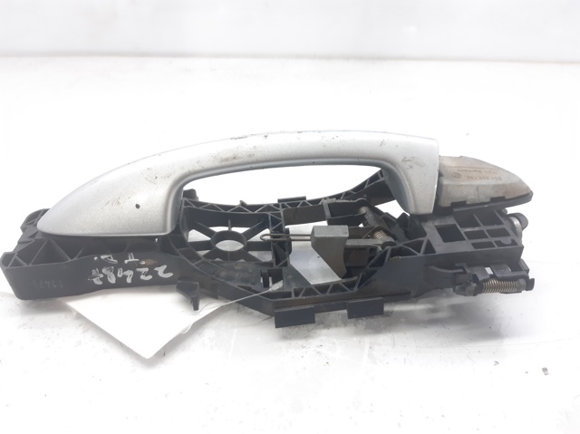 Suporte de maçaneta externa da porta dianteira direita 3C0837886G VAG