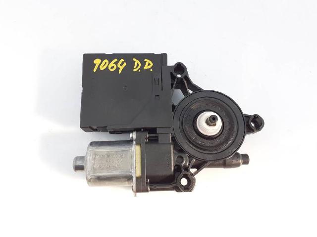 Motor de acionamento de vidro da porta dianteira esquerda 3C0959792C VAG