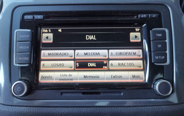 Aparelhagem de som (rádio AM/FM) 3C8057195FX VAG