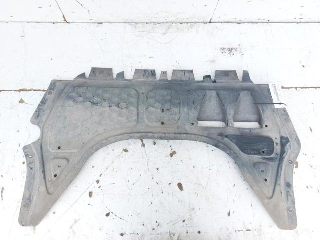 Proteção de motor, de panela (da seção de motor) 3C8825235 VAG