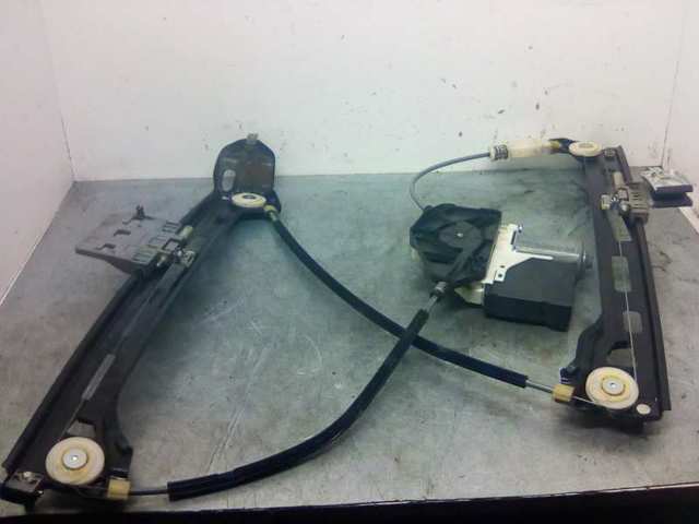 Motor de acionamento de vidro da porta dianteira esquerda 3C8959701 VAG