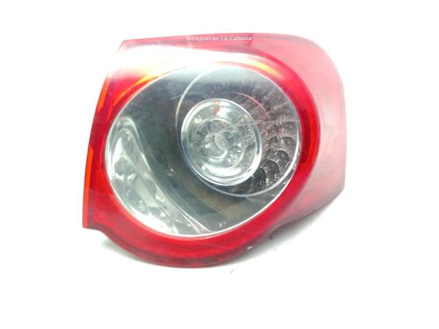 Lanterna traseira direita externa 3C9945096 VAG
