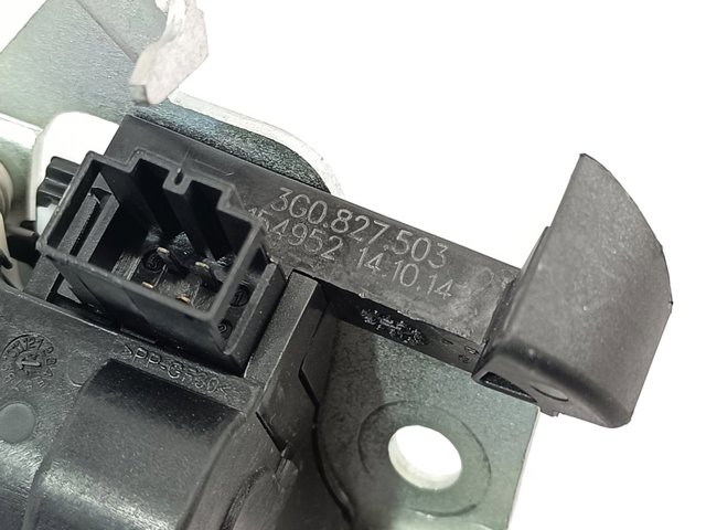 Fecho de tampa de porta-malas (de 3ª/5ª porta traseira) 3G0827503 VAG
