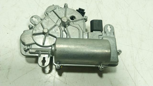 Motor acionador de abertura/fechamento de porta-malas (de 3ª/5ª porta traseira) 3G0827887B VAG