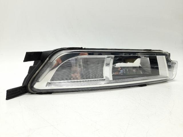 Luzes de nevoeiro direitas 3G0941662H VAG