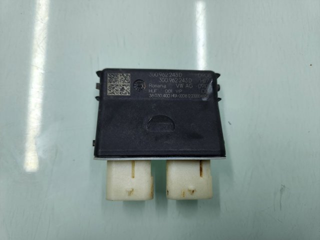 Módulo de direção (Centralina eletrônica) de abertura de tampa de porta-malas (de 3ª/5ª porta traseira) 3G0962243D VAG