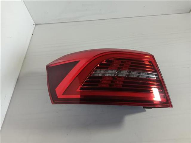 Lanterna traseira esquerda externa 3G9945207B VAG