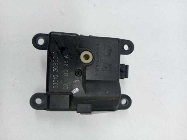 3J01030850 Nissan/Infiniti