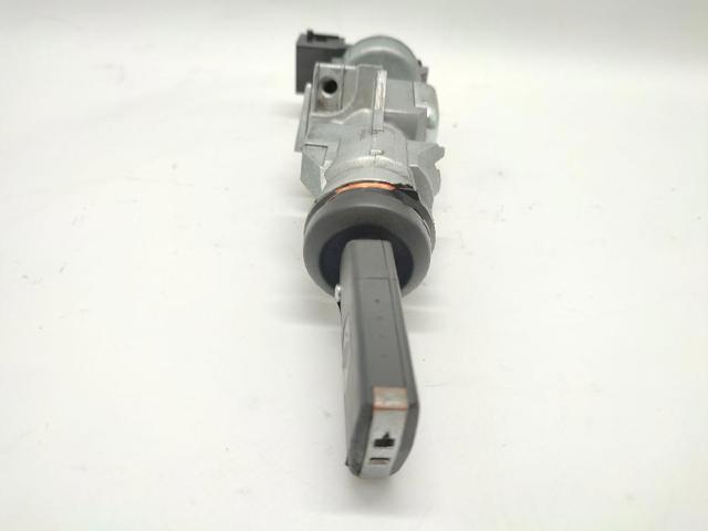 3M513F880AD Mazda