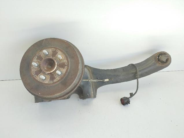 Braço oscilante (tração) longitudinal inferior direito de suspensão traseira 3M515A968FG FORD