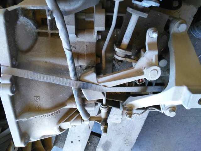 3M5R7002ND Ford