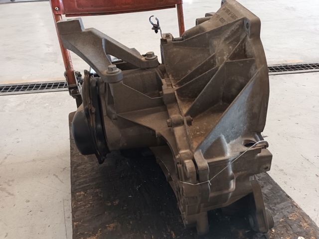 3M5R7002NF Ford