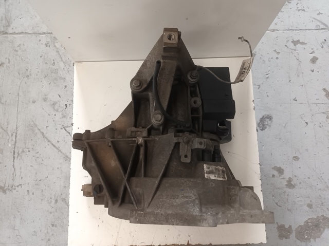 3M5R7002NF Ford