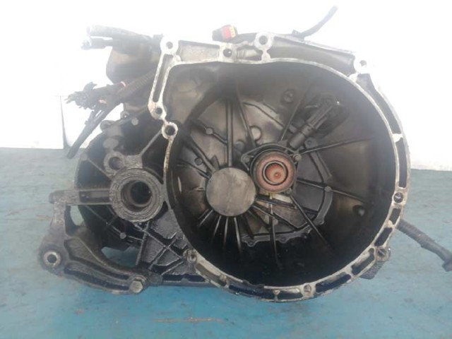 3M5R7002YF Mazda