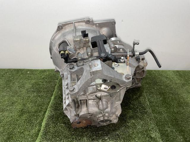 3M5R7002YG Mazda